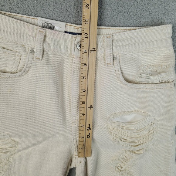 Levi’s Shorts Womens Size 25 (Measured 28 Waist) Made & Crafted Relaxed Distress - Picture 14 of 16